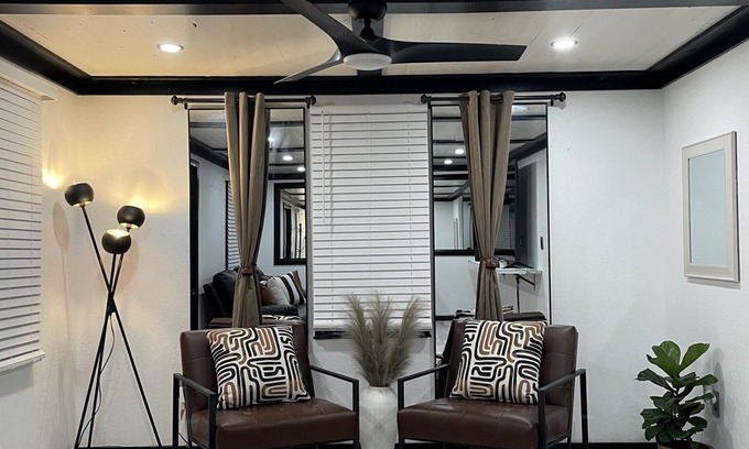 Northwest Orlando House | BEAUTIFUL 2 bedroom, LUXURY backyard & amenities