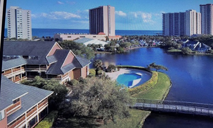 Arcadian Shores Villa | Beautiful 2 BedroomVilla in Kingston Resort