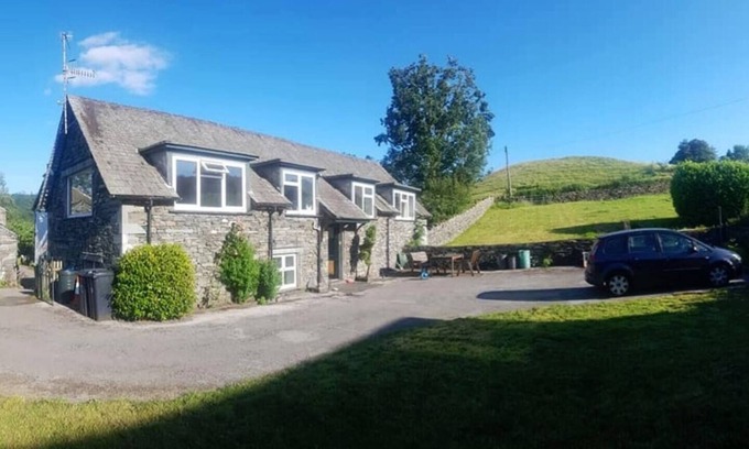Hawkshead Cottage | Beautiful 3-bed stone barn in idyllic Hawkshead