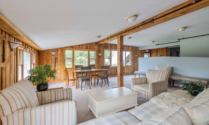 Kennebunkport Condo | Beautiful 3-Bedroom Condo near Goose Rocks Beach in Kennebunkport
