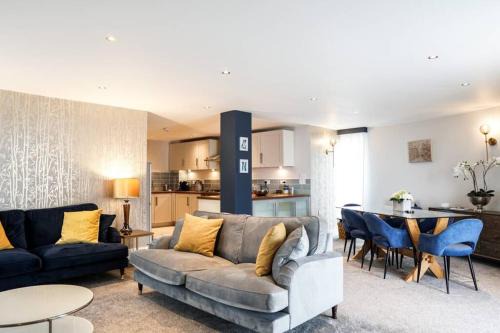 Newquay Apartment | Beautiful 3 bedroom apartment by the Sea