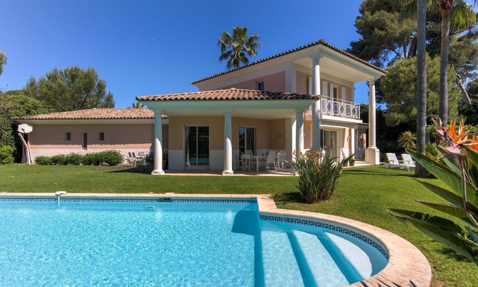 Cap-d'Antibes Villa | Beautiful 3 bedroom villa in Cap d’Antibes with pool, AC, WiFi. Enjoy your stay