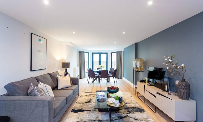 Kensington Apartment | Beautiful 3BD Apartment near Kensington