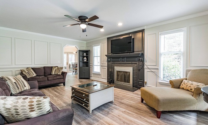 Fuquay-Varina House | Beautiful 3bed/2bath ranch - starts @ 3.5k/month