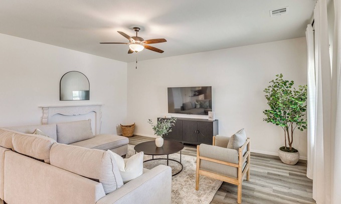 Owasso House | Beautiful 4 Bedroom Home in Owasso!