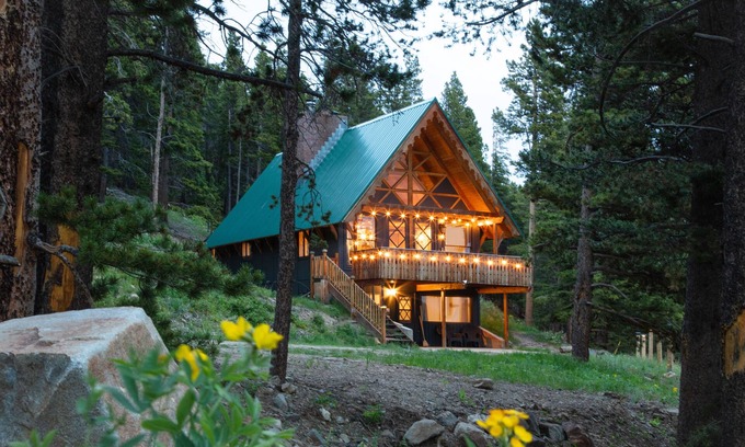 Saint Mary's Ski Chalet | Beautiful 4Bd Chalet w Hot Tub & Mtn Views