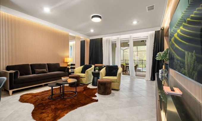 Four Corners House | Beautiful 7 Bed Pool Home with Themed Rooms-15859C