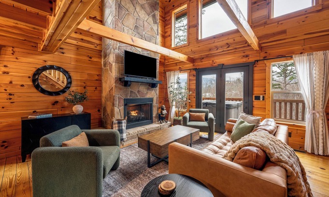 Chalet Village Cabin | Beautiful and Peaceful Log cabin