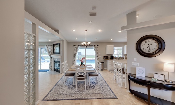 Hoffmann Hills House | Beautiful and spacious retreat house