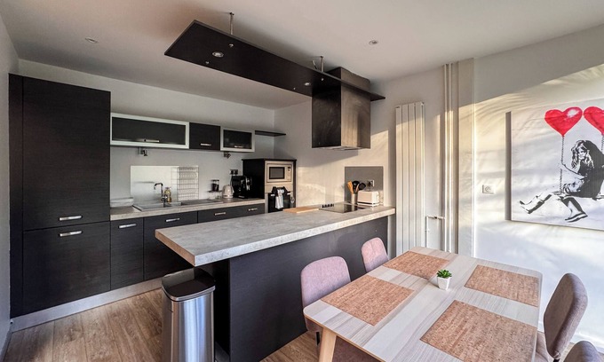 Melun Condo | Beautiful apartment with terrace and garden, Green Cocoon.