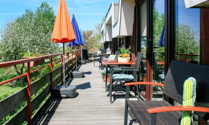 Friedrichskoog Apartment | Beautiful apartment for 4 guests with WIFI, TV, terrace and parking