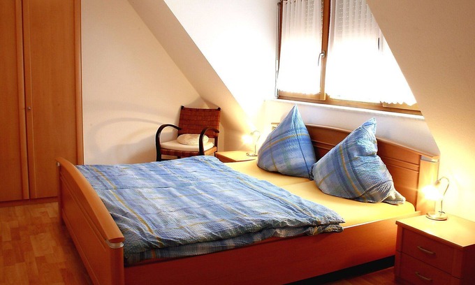Neuried Villa | Beautiful apartment in villa for 4 people with WIFI, TV, patio and parking