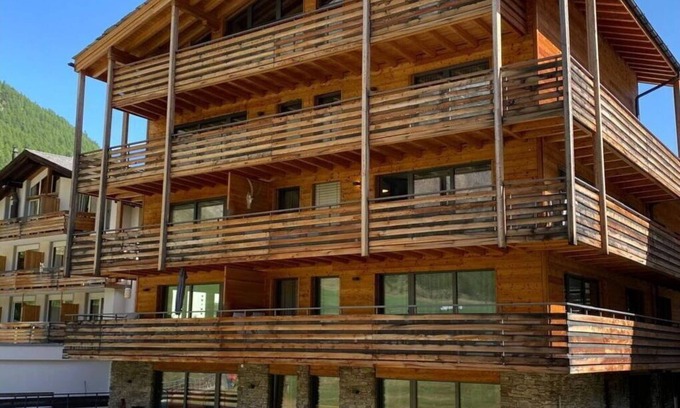 Saas-Fee Apartment | Beautiful apartment for 4 guests with WIFI and balcony