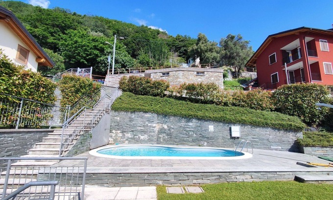 Santa Maria - Rezzonico Apartment | Beautiful apartment for 2 guests with WIFI, pool and balcony
