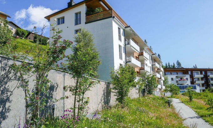 Samedan Apartment | Beautiful apartment for 4 guests with WIFI, TV, balcony, pets allowed and parking