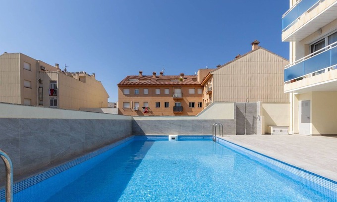L'Ampolla Apartment | Beautiful apartment for 4 guests with WIFI, pool, A/C, TV, terrace and pets allowed