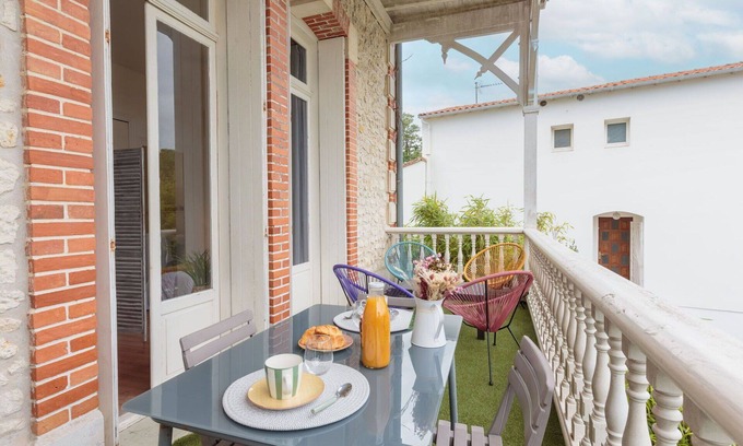 Pontaillac Apartment | Beautiful apartment for 2 people with WIFI, TV and terrace