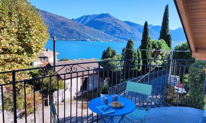 Musso Apartment | Beautiful apartment for 5 people with WIFI, A/C, TV and balcony