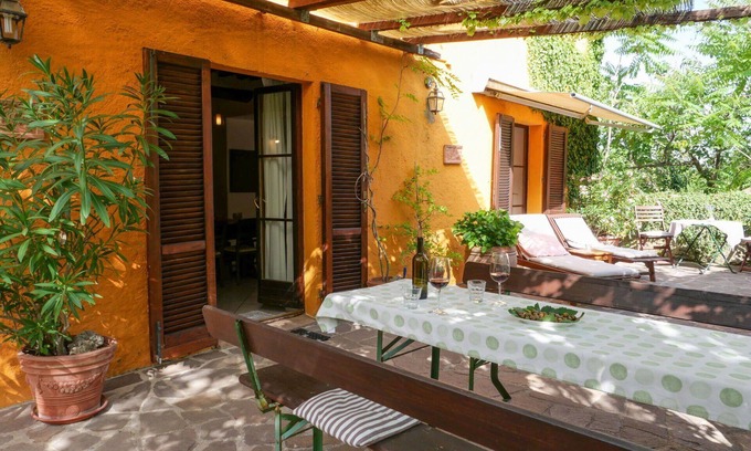 Montieri House | Beautiful apartment in villa for 7 people with pool, patio and pets allowed