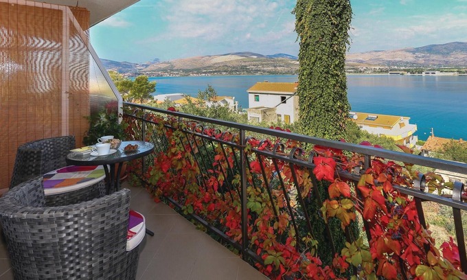 Arbanija Apartment | Beautiful apartment in Arbanija