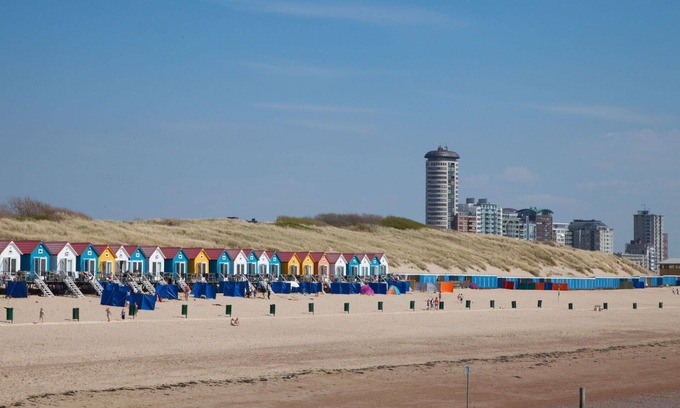 Municipality of Vlissingen House | Beautiful apartment in villa for 4 people with WIFI, TV, terrace, pets allowed and parking