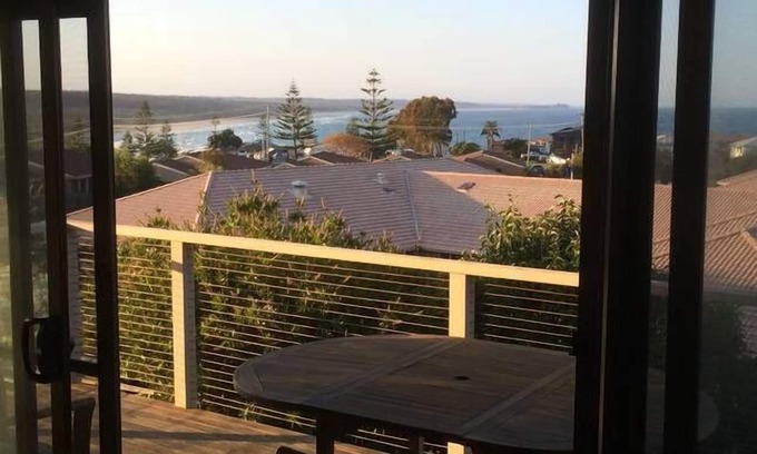 Dalmeny House | Beautiful Beach Experience - Cresswick Gardens