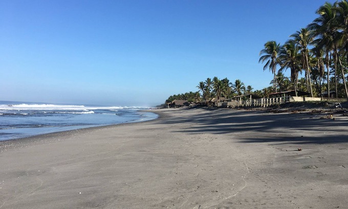 El Porvenir House | Beautiful Beach House right in front of the ocean!