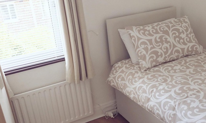 Belfast House | Beautiful Belfast holiday home, perfectly located for City break & exploring NI