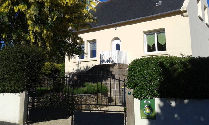 Lezardrieux Cottage | Beautiful brand new cottage 400m from the beach in Brittany for your holidays.