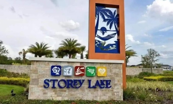 Florida Center Apartment | Beautiful brand new vacation rental in Storey Lake