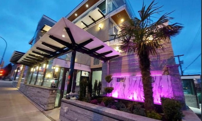 Vancouver South Apartment | Beautiful Bright 3 Bed Townhouse
