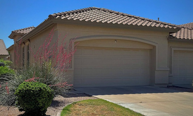 Oakwood Villa | Beautiful, bright and spacious Villa.