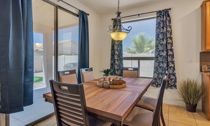 Oakwood House | Beautiful Bungalow in Award Winning Resort Style Gated Sun Lakes community
