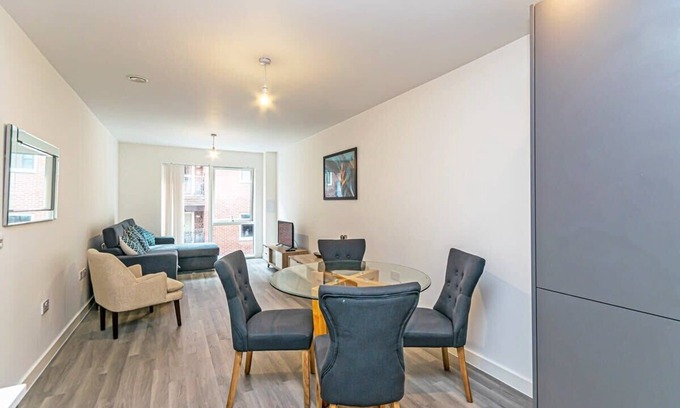 Manchester City Centre Apartment | Beautiful Central Manchester 2 Bed Apartment