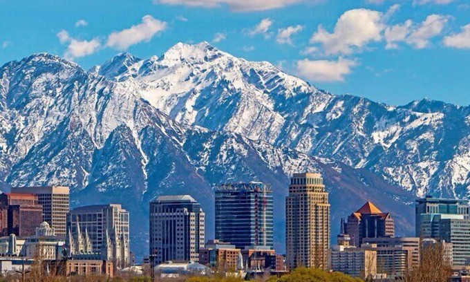 Canyon Rim Apartment | Beautiful Canyon Rim, Self Check-In, Parking