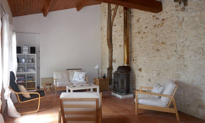 Champagnolles House | Beautiful Charentaise property in the countryside near the ocean