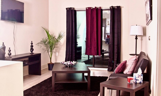 Atlantic Station Area Apartment | Beautiful City View Apartment