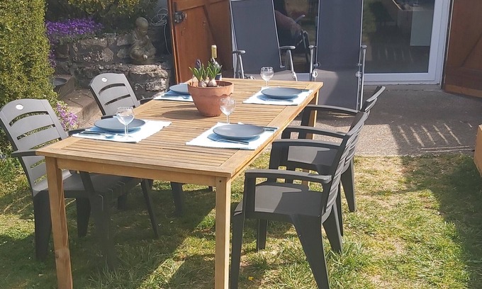 Montigny-en-Morvan Apartment | Beautiful cottage in a quiet wooded area