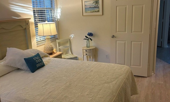 Bonita Springs House | Beautiful Coach Home located in one of Bonita Springs most desirable communities