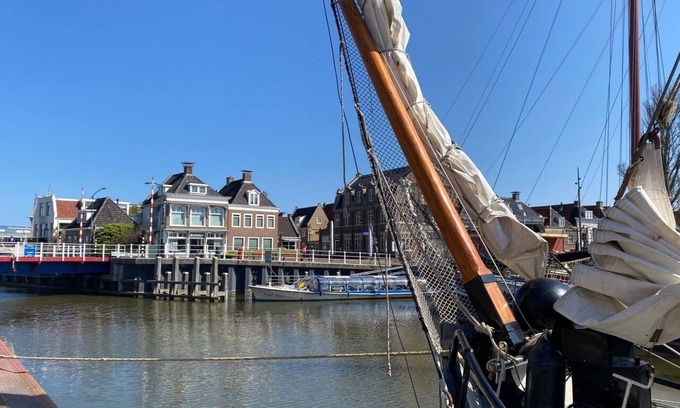 Harlingen Apartment | Beautiful, comfortable apartment with a fantastic view of the harbor