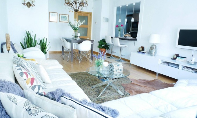 Alicante Apartment | Beautiful, Cosy, Great Apartment Downtown, Near Beach. Ask for Parking.