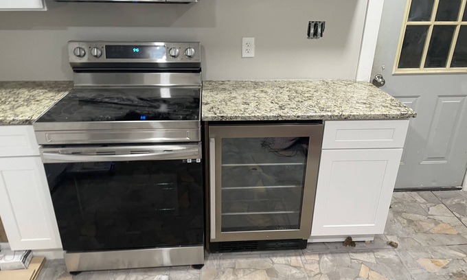 Leitchfield House | Beautiful, cozy small 2 bed 1 bath house, convenantly in town