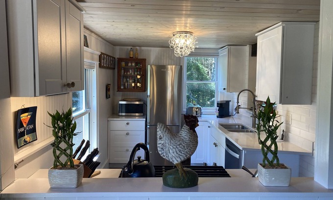 Falmouth Condo | Beautiful Falmouth Furnished 3 Bedroom 2 Bath Loft Close to Portland