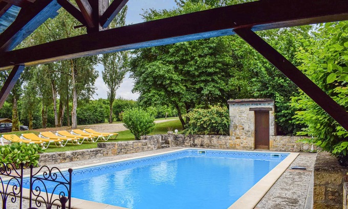 Montcabrier House | Beautiful family house in rural area.