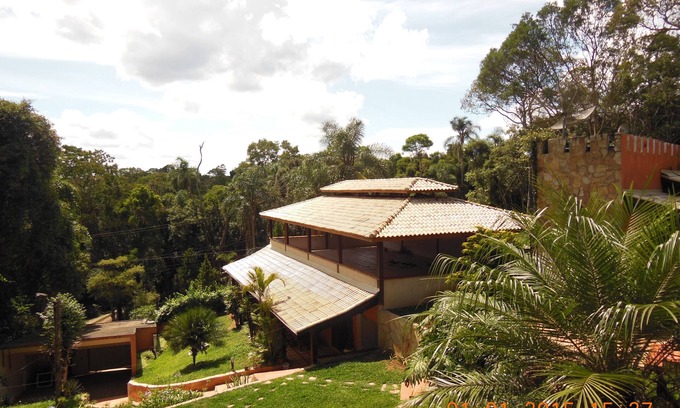 Cotia House | Beautiful Farm w/3 Suites + Barbecue + Pool and Party Room
