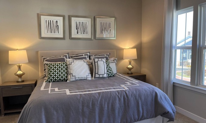 Midlothian House | Beautiful Furnished Townhome Now Available! Pet friendly!