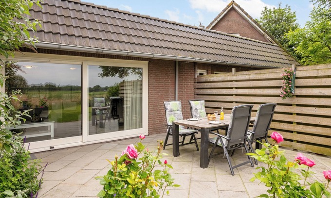 Heeswijk-Dinther House | Beautiful holiday home in rural surroundings