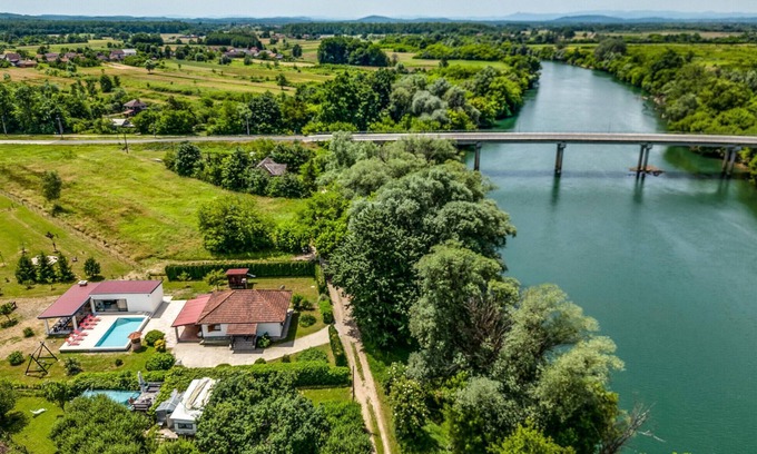 Karlovac House | Beautiful home in Banska Selnica