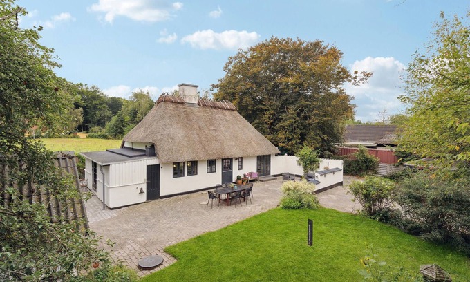 Middelfart House | Beautiful home in Brenderup Fyn