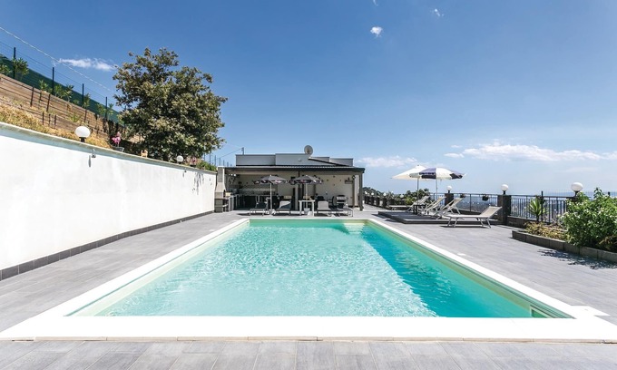Gaggi House | Beautiful home in Gaggi